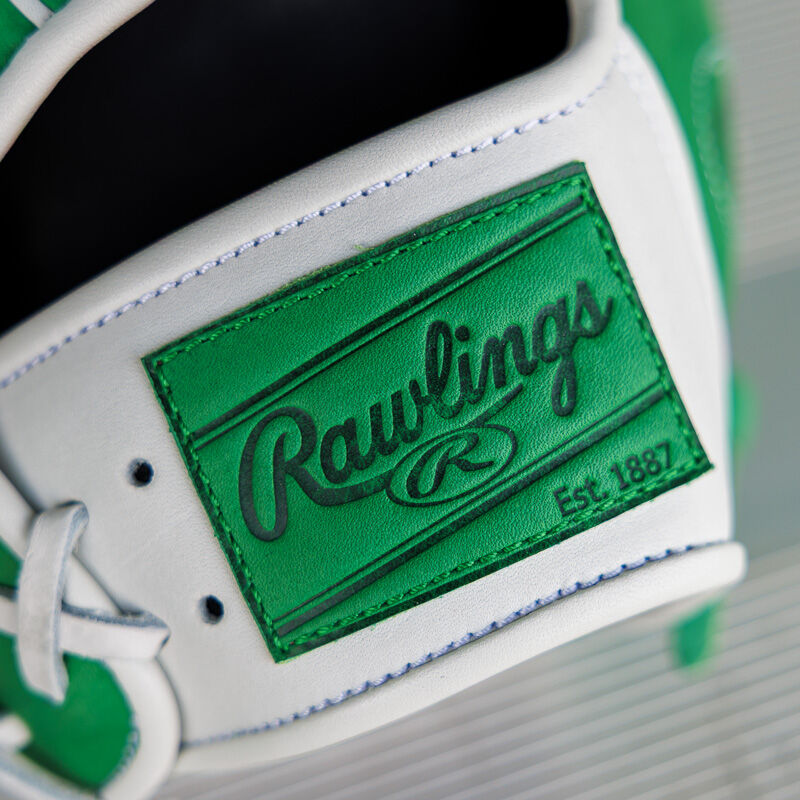 Exclusive Heart of the Hide 11.5-Inch Kelly Green Infield Glove, Right Hand Throw