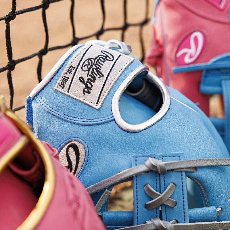 Exclusive Heart of the Hide ContoUR Fit Infield Glove, Right Hand Throw