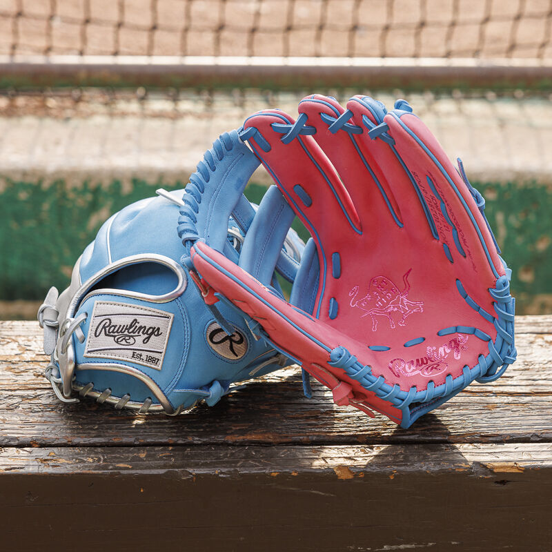Exclusive Heart of the Hide ContoUR Fit Outfield Glove Right Hand Throw