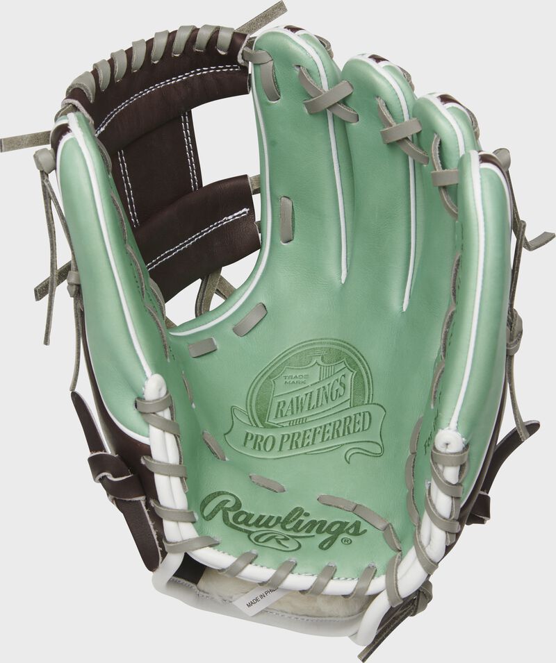 Palm view of a PROS314-2OMC 11.5-inch Rawlings infield glove with a mint palm and grey laces