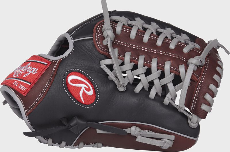 Thumb view of a black/sherry R9205-4BSG R9 series 11.75-inch infield/pitcher's glove with a sherry Modified Trap-Eze web