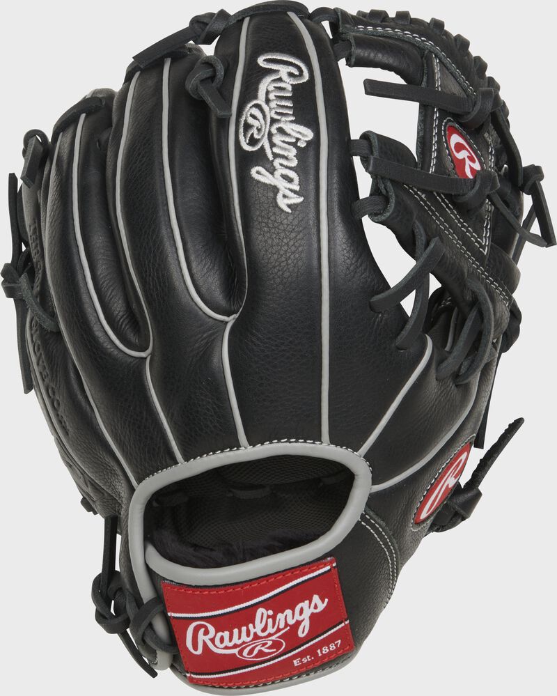Back of a black Carlos Correa Select Pro Lite 10.5" I-web glove with a Red Rawlings patch - SKU: RSPL105CC