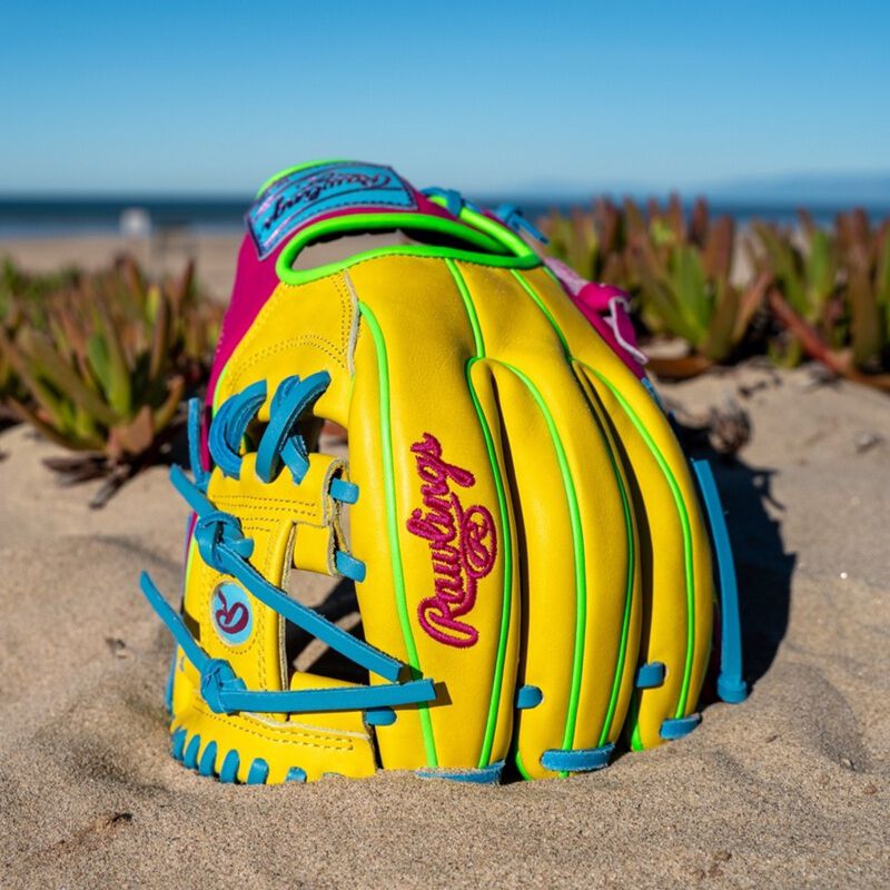 Rawlings Heart of the Hide Spring Break 11.5 Inch Infield Glove, Right Hand Throw