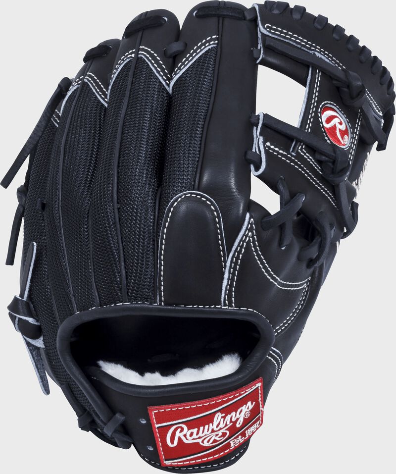 Black mesh back of a Pro Preferred I-web glove with a red Rawlings patch - SKU: PROSNP2KBM