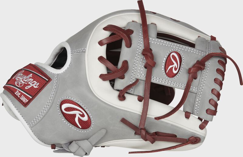 Thumb view of a PRO315-2SHW 11.75-inch Heart of the Hide infield glove with a grey I web
