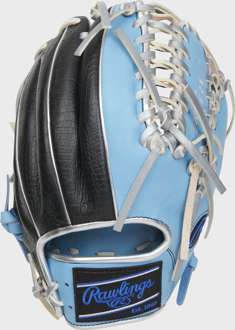 Columbia blue/black Croc embossed back of a 12" Heart of the Hide R2G glove with a black Rawlings patch - SKU: RSGRPROR206-22CB