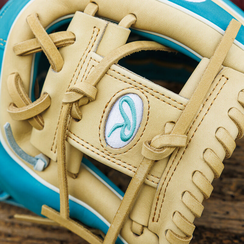Exclusive Heart of the Hide 11.5" Infield Baseball Glove, Right Hand Throw