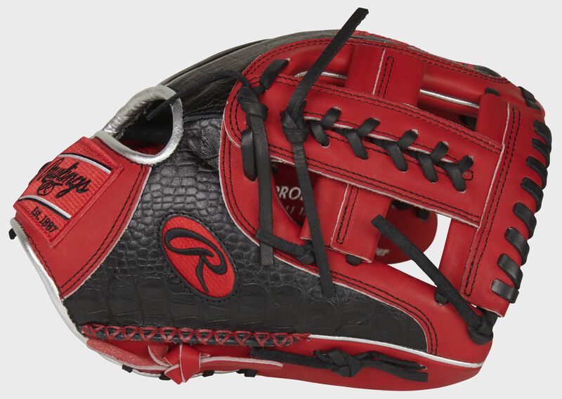 2020 11.5-Inch Exclusive Heart of the Hide Croc Glove