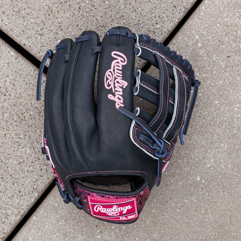 Rawlings Exclusive Holographic Geoprint 11.75 Inch Infield Glove