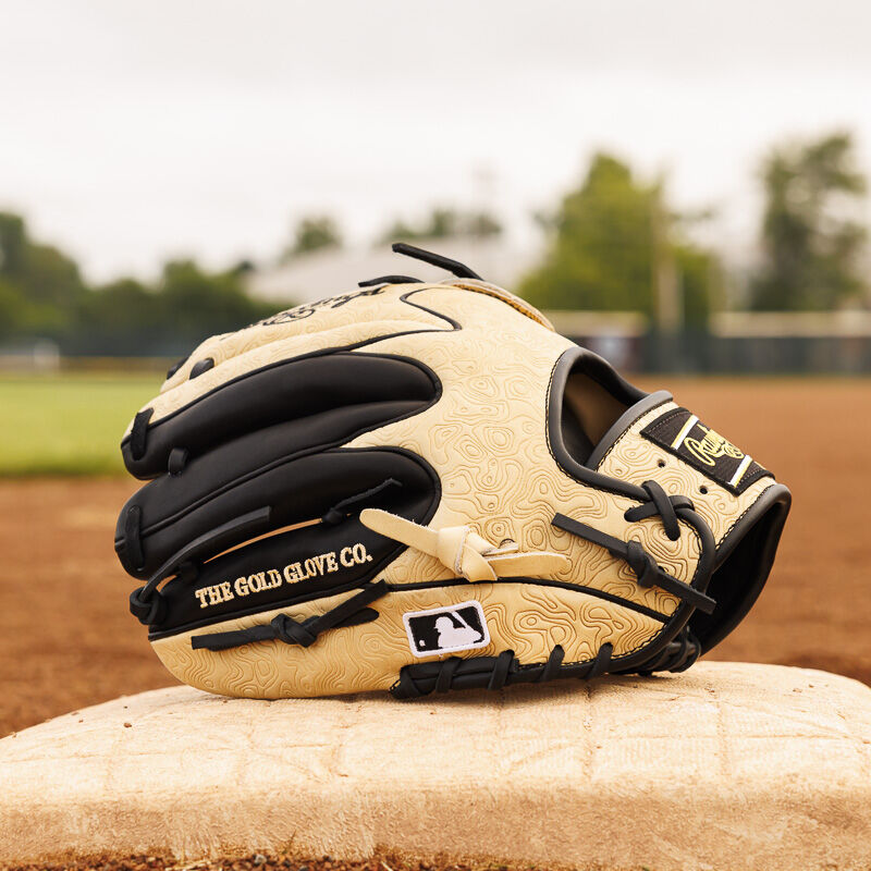 Heart of the Hide 11.75-inch Topo Print Wing Tip Glove | Rawlings