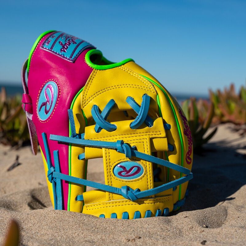 Rawlings Heart of the Hide Spring Break 11.5 Inch Infield Glove, Right Hand Throw