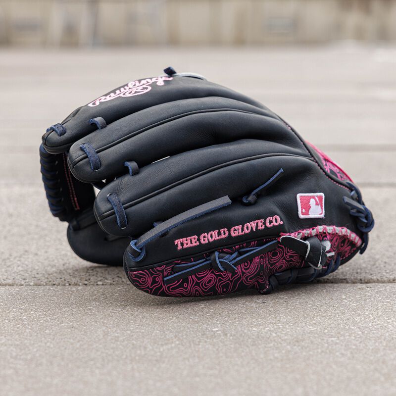 Rawlings Exclusive Holographic Geoprint 11.75 Inch Infield Glove