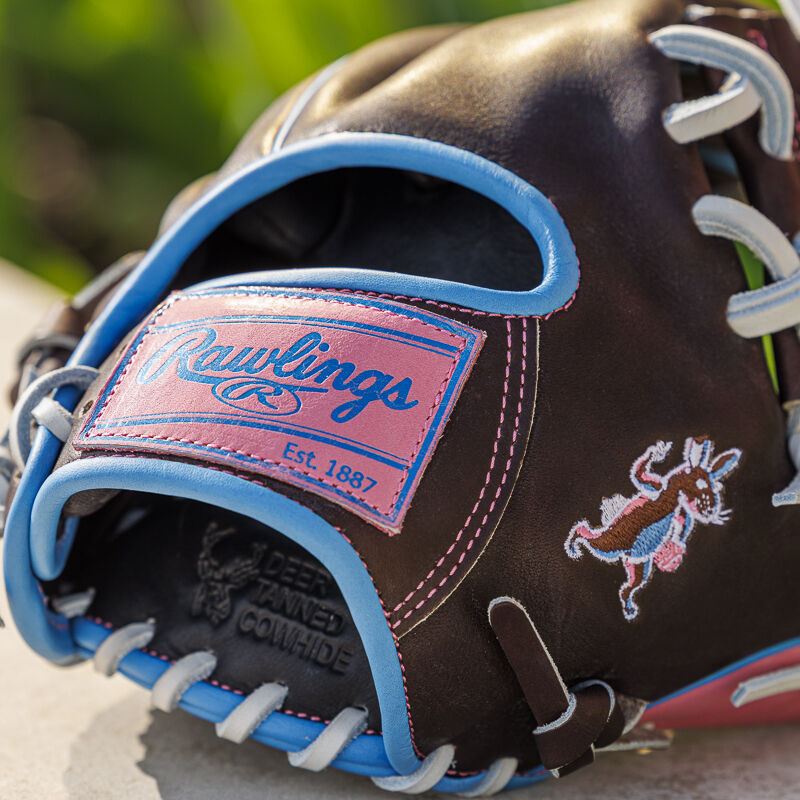 Exclusive Rabbit Heart of the Hide 11.75" Infield Glove, Right Hand Throw