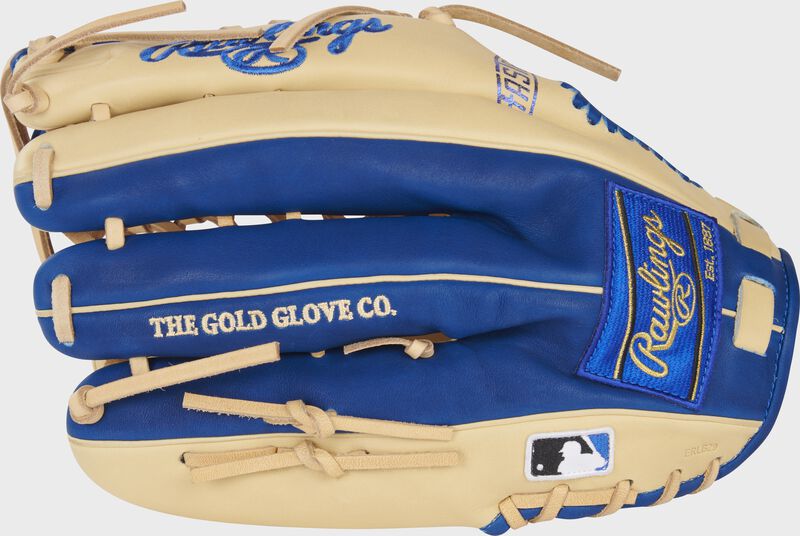 Royal/camel back of a Heart of the Hide R2G 12.75-Inch outfield glove with a royal Rawlings patch and MLB logo on the pinky - SKU: PROR6019-22CR loading=
