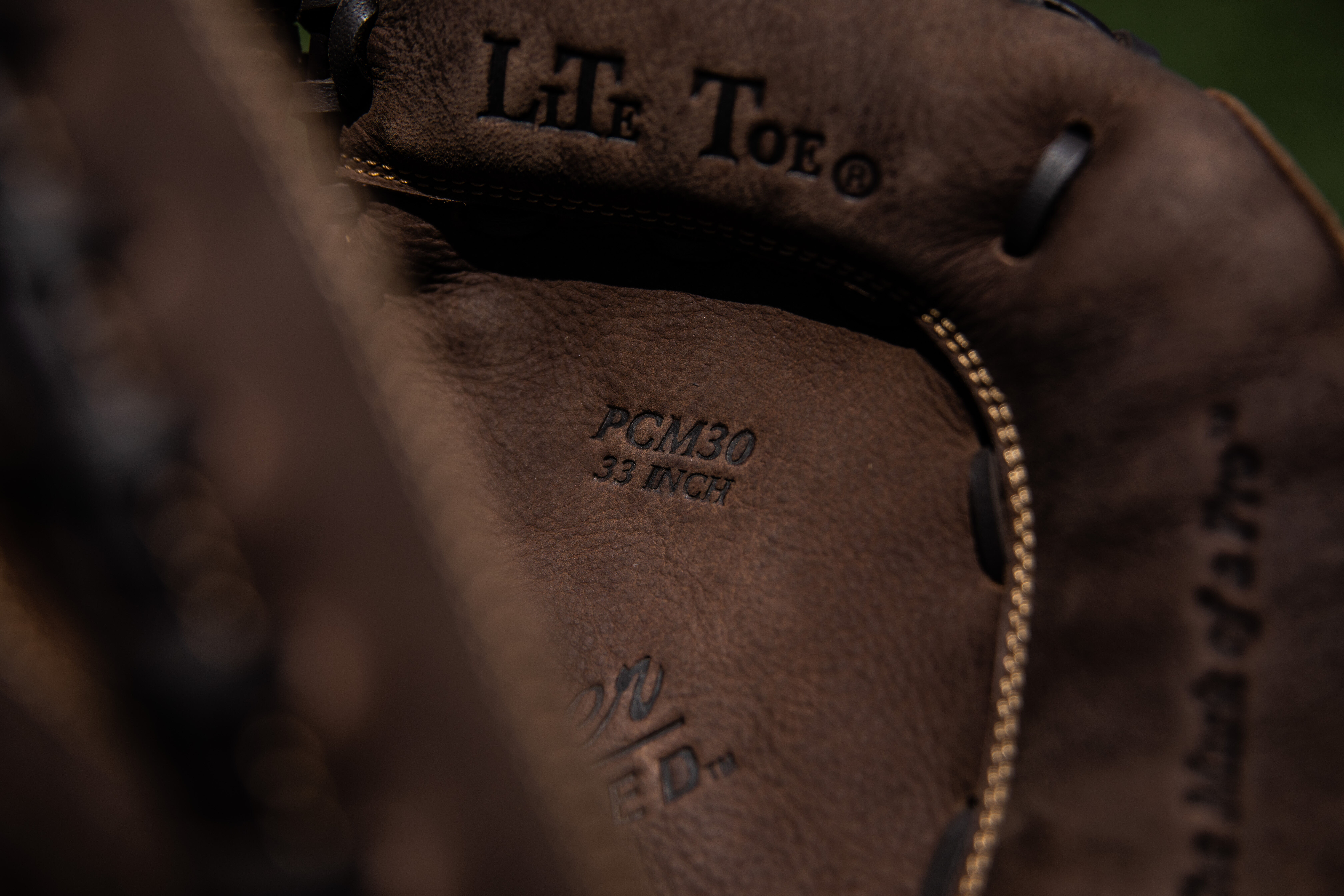 player preferred 33 in catchers mitt
