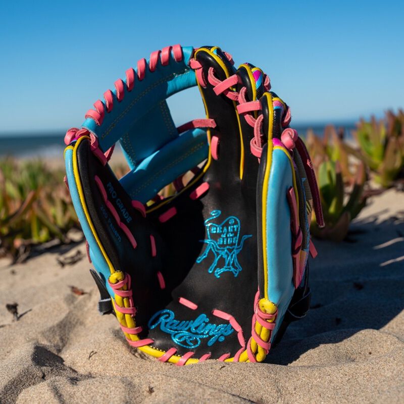 Rawlings Heart of the Hide Spring Break 11.5 Inch Infield Glove, Right Hand Throw