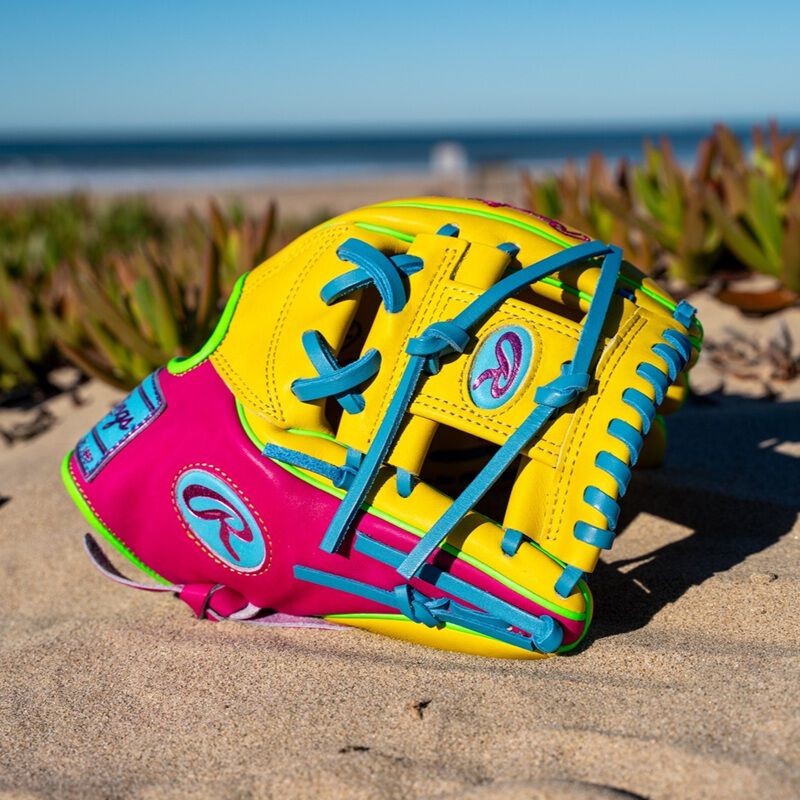 Rawlings Heart of the Hide Spring Break 11.5 Inch Infield Glove, Right Hand Throw