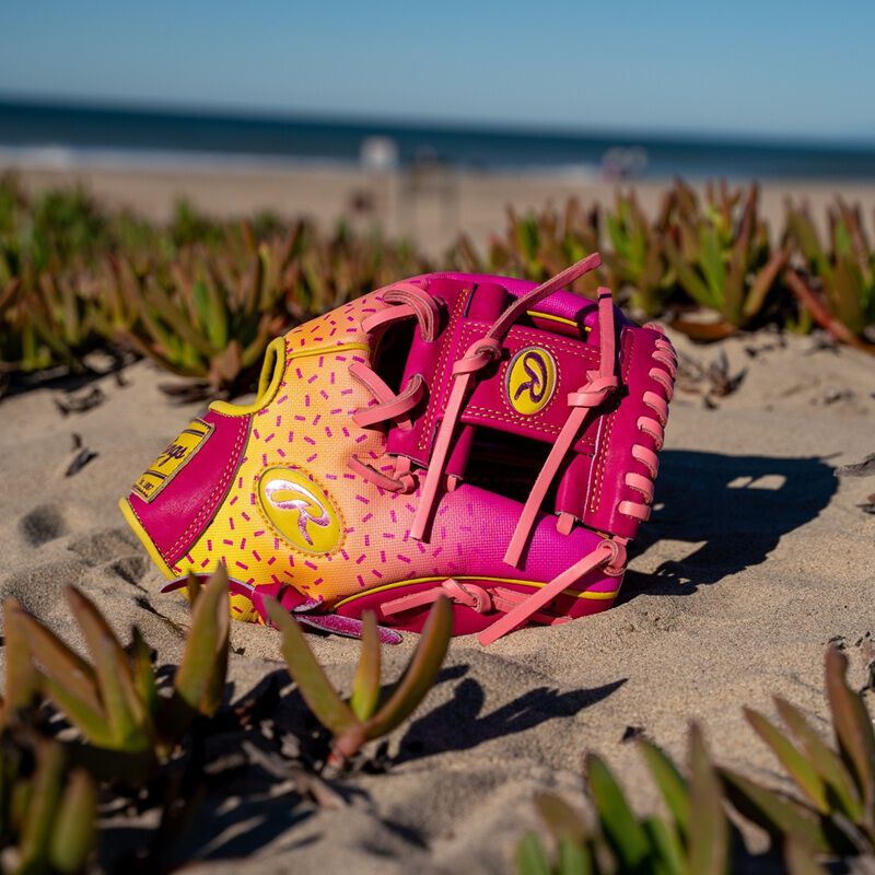 Rawlings Heart of the Hide Spring Break 11.5 Inch Infield Glove, Right Hand Throw