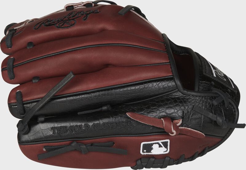 A HOH Exclusive infield glove with a sherry back & black, croc-embossed leather on the pinky/ring finger - SKU: PROTT2-19SHC