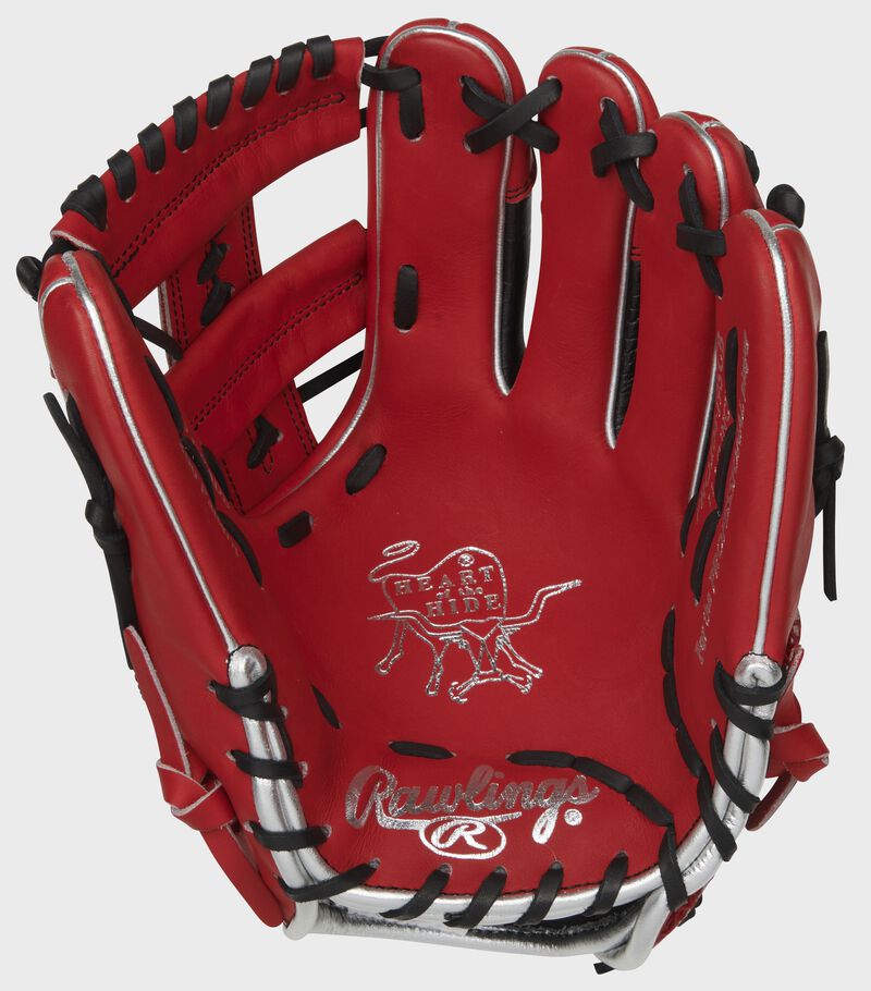 2020 11.5-Inch Exclusive Heart of the Hide Croc Glove