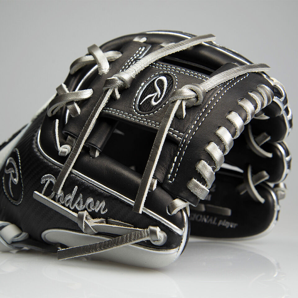 custom fastpitch softball gloves